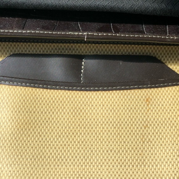 Vintage Dooney Burke - Picture 9 of 10